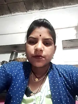 Snapshot of Radha_hot chatting on February 18, 12:06 am Radha hot online show from February 18, 12:06 am