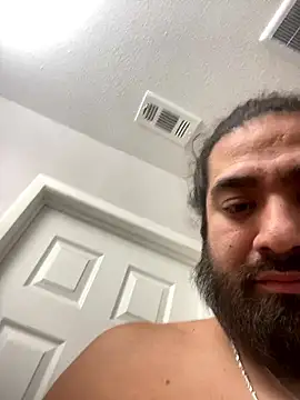 Snapshot of latinflarovs chatting on January 18, 8:29 am latinflarovs online show from January 18, 8:29 am