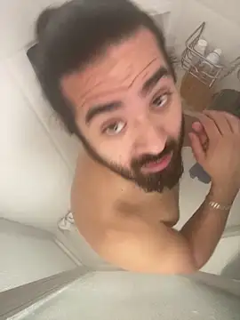 Snapshot of latinflarovs chatting on February 9, 8:40 am latinflarovs online show from February 9, 8:40 am