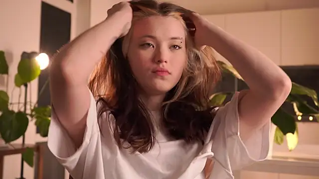 Snapshot of EleniRoeber chatting on February 25, 4:16 pm EleniRoeber online show from February 25, 4:16 pm