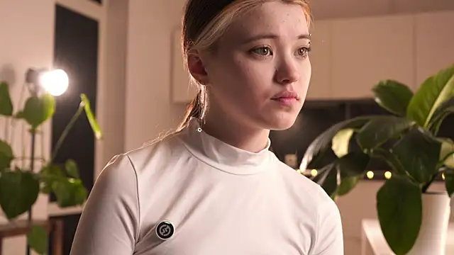 Snapshot of EleniRoeber chatting on March 2, 4:14 pm EleniRoeber online show from March 2, 4:14 pm