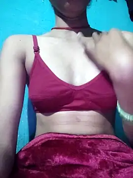 Juli cut online show from February 13, 3:19 pm