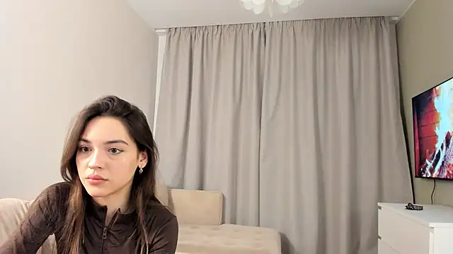 TreasaCrebs online show from February 2, 6:17 pm