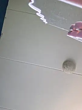 dewimp1 online show from April 14, 4:13 pm