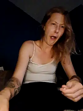 dewimp1 online show from June 2, 9:28 pm
