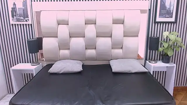 William Lewis online show from February 2, 12:26 pm