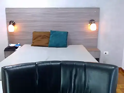 William Lewis online show from February 7, 1:04 pm