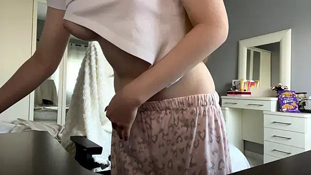 Iuckystar19 online show from January 19, 10:19 am