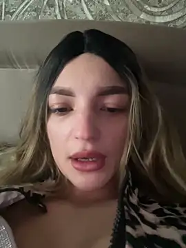 Snapshot of SashaPri chatting on February 21, 3:02 pm SashaPri online show from February 21, 3:02 pm