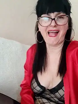 Snapshot of AliceSwan57 chatting on February 4, 11:38 am AliceSwan57 online show from February 4, 11:38 am