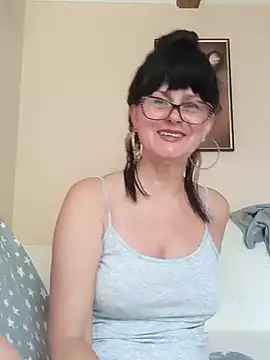 AliceSwan57 online show from June 16, 6:49 am