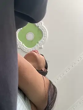 JuliaaVega online show from March 9, 12:53 pm