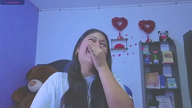 BadKittyy online show from March 15, 8:42 am