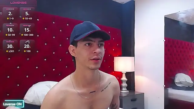 Logan Woods online show from February 9, 2:54 pm