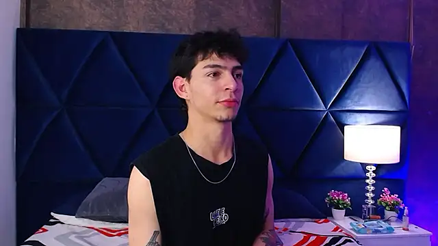 Logan Woods online show from February 22, 8:24 am