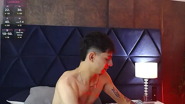 Logan Woods online show from February 27, 12:27 pm