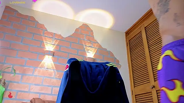 mister eithan online show from February 28, 2:34 am