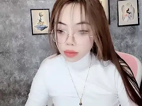 Suki 99 online show from February 5, 9:25 am