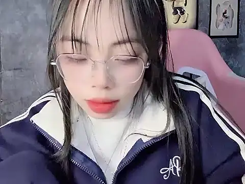 Suki 99 online show from February 21, 5:03 pm