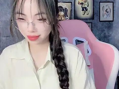 Suki 99 online show from February 26, 5:12 pm