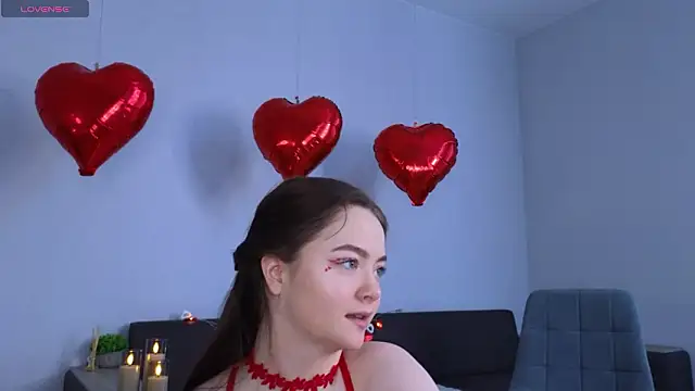 MillaKowal online show from February 14, 6:32 am