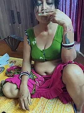 Snapshot of Little-Roshni chatting on June 27, 12:22 pm Little-Roshni online show from June 27, 12:22 pm