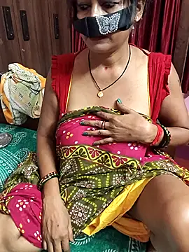 Snapshot of Little-Roshni chatting on July 28, 7:39 pm Little-Roshni online show from July 28, 7:39 pm
