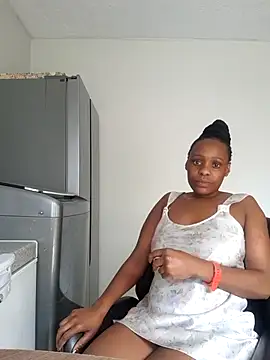 Barbieee1301 online show from January 19, 8:40 am