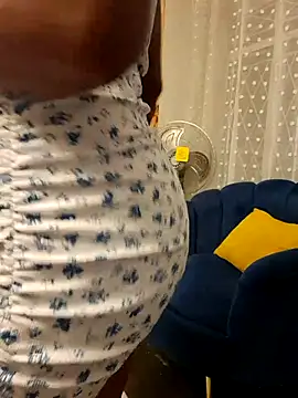 Barbieee1301 online show from March 5, 6:37 pm