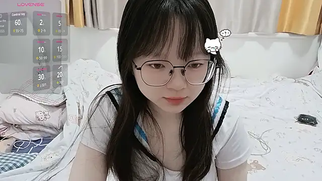 Snapshot of weiwei4999 chatting on February 27, 7:19 am weiwei4999 online show from February 27, 7:19 am