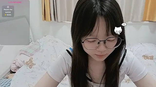 Snapshot of weiwei4999 chatting on March 1, 7:10 am weiwei4999 online show from March 1, 7:10 am