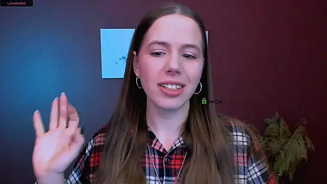 Snapshot of lumi_soft chatting on February 4, 8:42 am lumi soft online show from February 4, 8:42 am