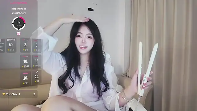 Snapshot of Jolie-22 chatting on May 10, 1:16 pm Jolie-22 online show from May 10, 1:16 pm