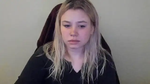 Lulu Di online show from February 10, 11:20 pm