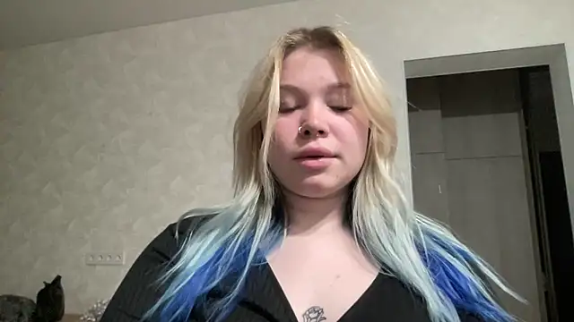 Lulu Di online show from March 2, 8:37 pm