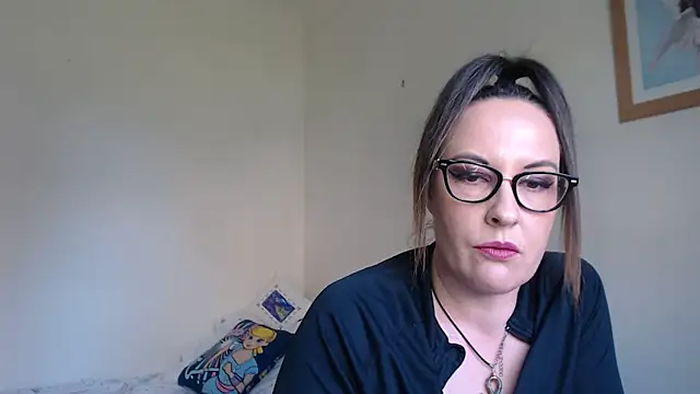 Snapshot of PsychicDominatrix chatting on April 10, 11:15 am PsychicDominatrix online show from April 10, 11:15 am
