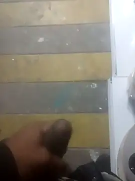 Snapshot of vergonahah chatting on February 17, 6:58 pm vergonahah online show from February 17, 6:58 pm