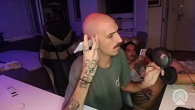 Snapshot of Anestesia_2 chatting on February 23, 2:20 am Anestesia 2 online show from February 23, 2:20 am