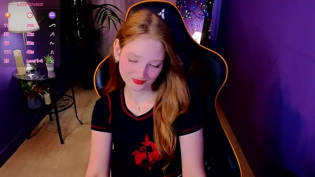 Snapshot of Your_lilith_ chatting on July 20, 10:39 am Your lilith online show from July 20, 10:39 am