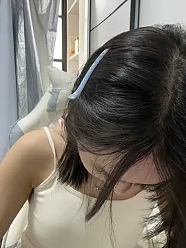 Snapshot of miaomiaou_ chatting on February 1, 4:33 am miaomiaou online show from February 1, 4:33 am