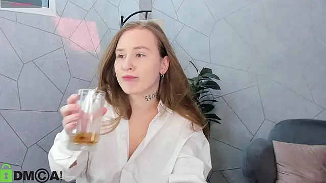 Snapshot of Stella_Soul chatting on February 8, 9:23 am Stella Soul online show from February 8, 9:23 am