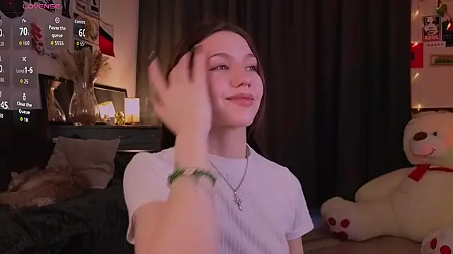 Kendaliby  online show from February 20, 1:57 am