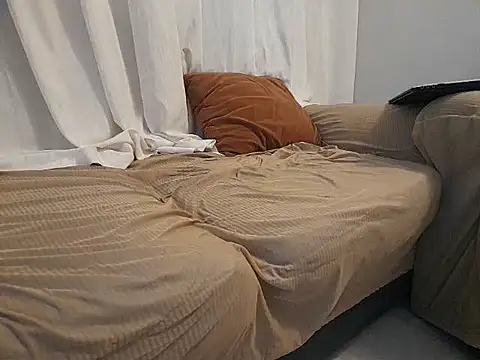 Snapshot of privacycasada chatting on February 1, 3:49 am privacycasada online show from February 1, 3:49 am