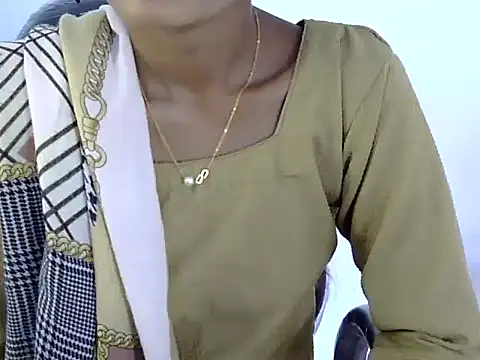 Kulsum S online show from February 25, 7:40 am