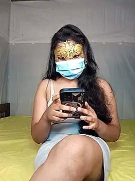 Fiona Girl online show from July 31, 1:32 pm
