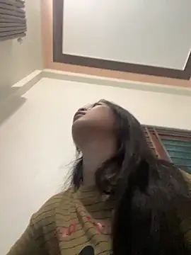 Lyn-be99 online show from February 25, 12:42 am