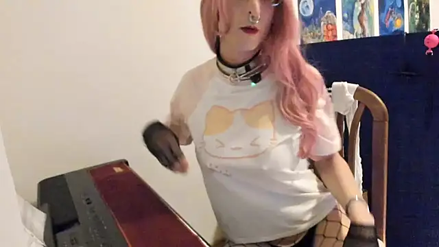 Miaxma online show from May 2, 6:24 pm