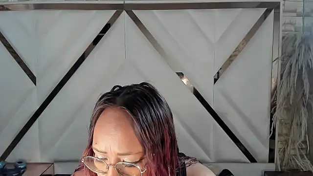 Shara Oz online show from February 24, 2:31 am