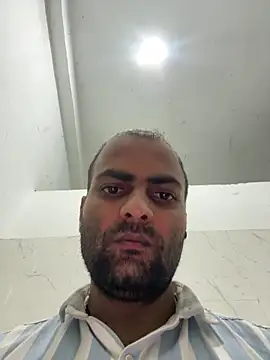 hardlysuck online show from March 28, 7:35 pm