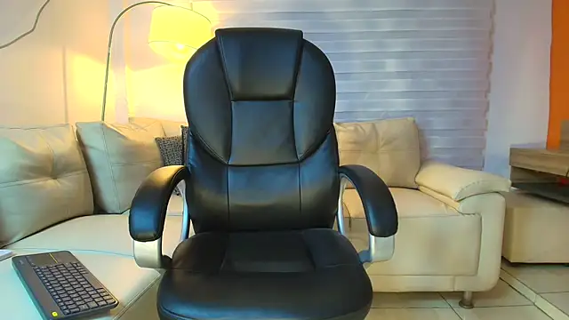 ricky spensar23cm  online show from April 9, 12:21 am